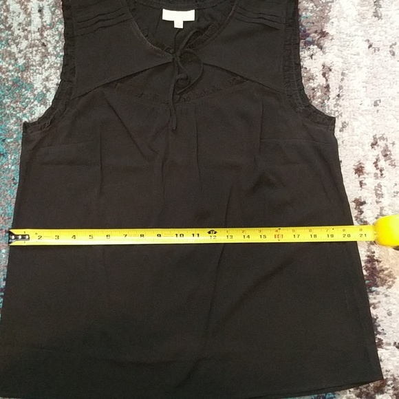 Modcloth Ruffled Cutout Sleeveless Top - Picture 7 of 8